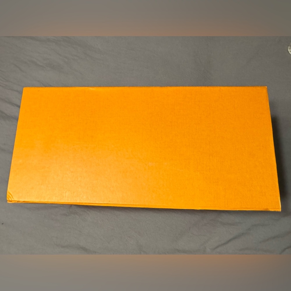 Louis Vuitton Large Box - Picture 11 of 13
